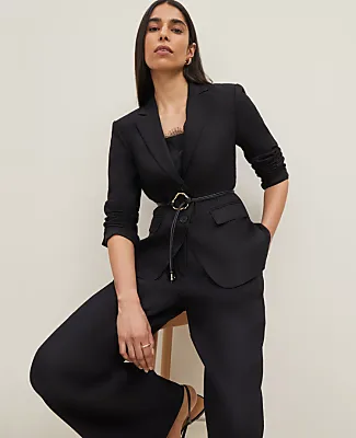 The Notched Two Button Fitted Blazer in Linen Blend