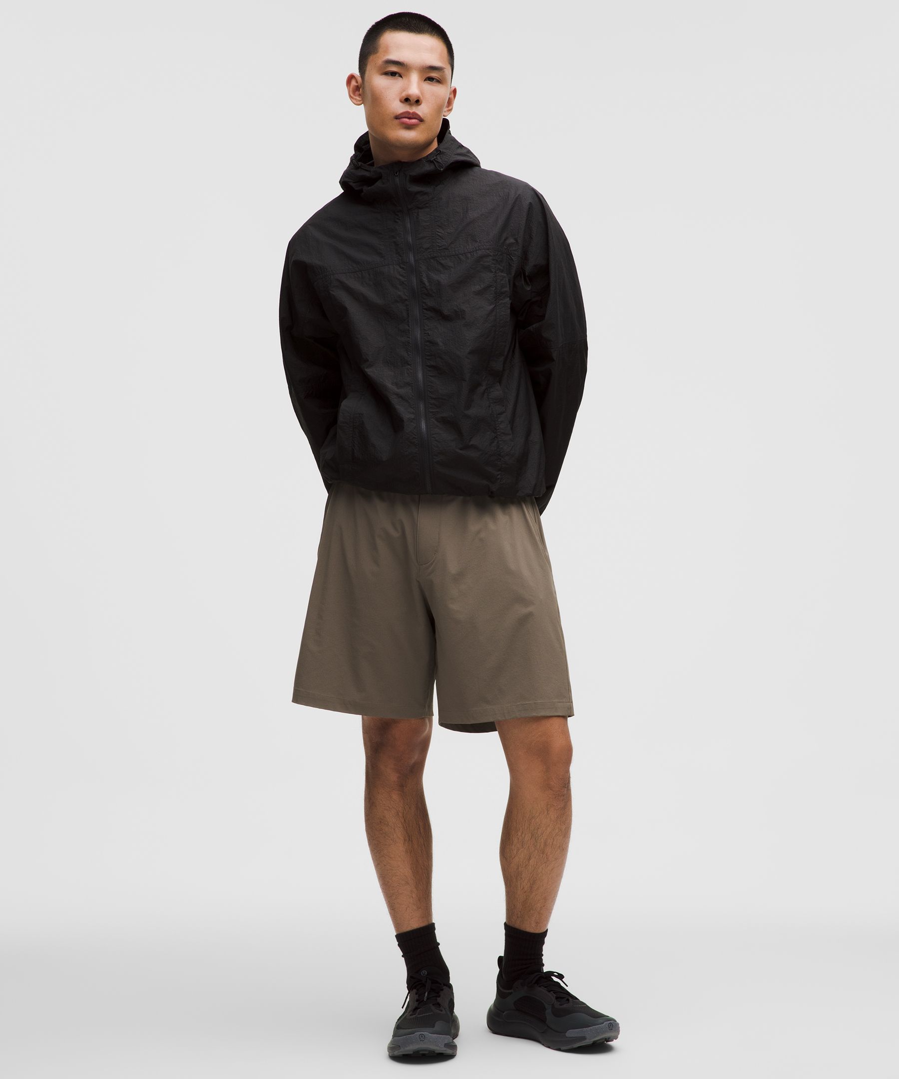 Zero Tucks Relaxed-Fit Short 8"