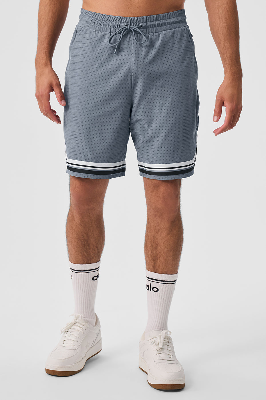 9" Traction Arena Short
