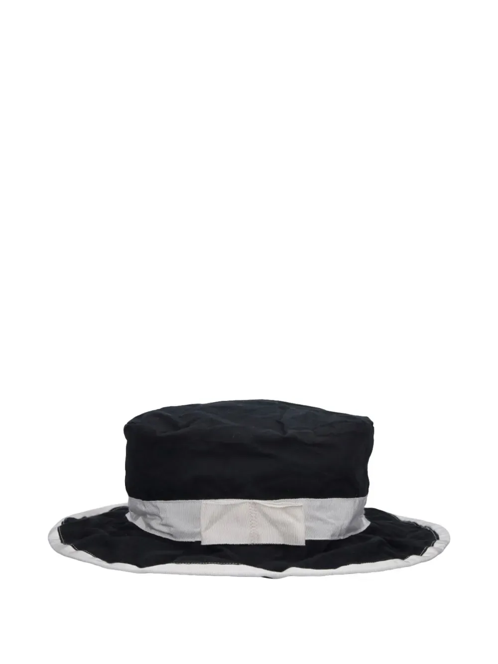 ribbon hat - by Scha