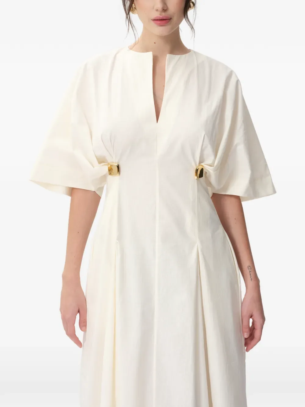 Breeze V-neck maxi dress - by CONCEPTO