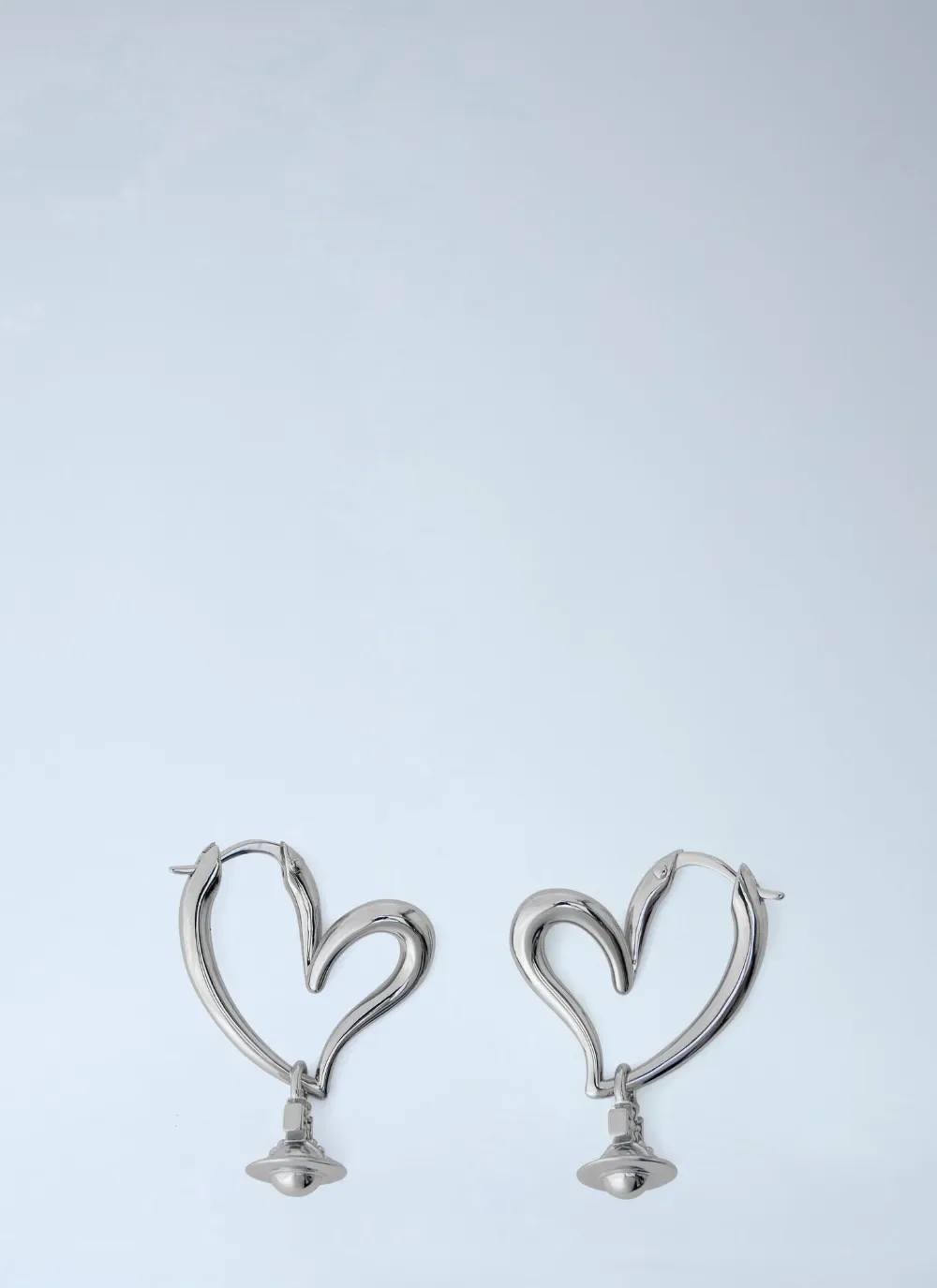 Emily heart-shaped hoop earrings -