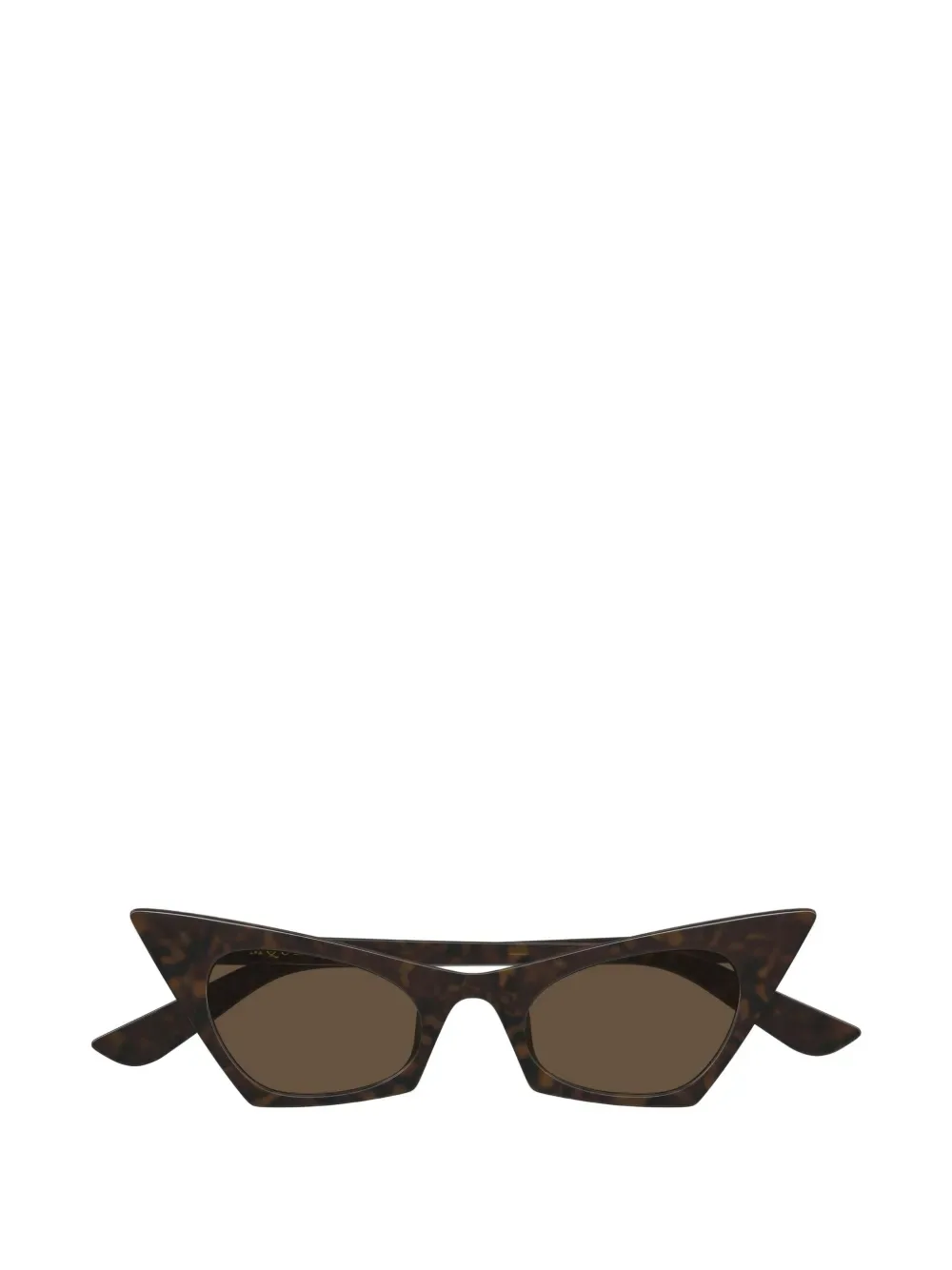 cat-eye sunglasses -
