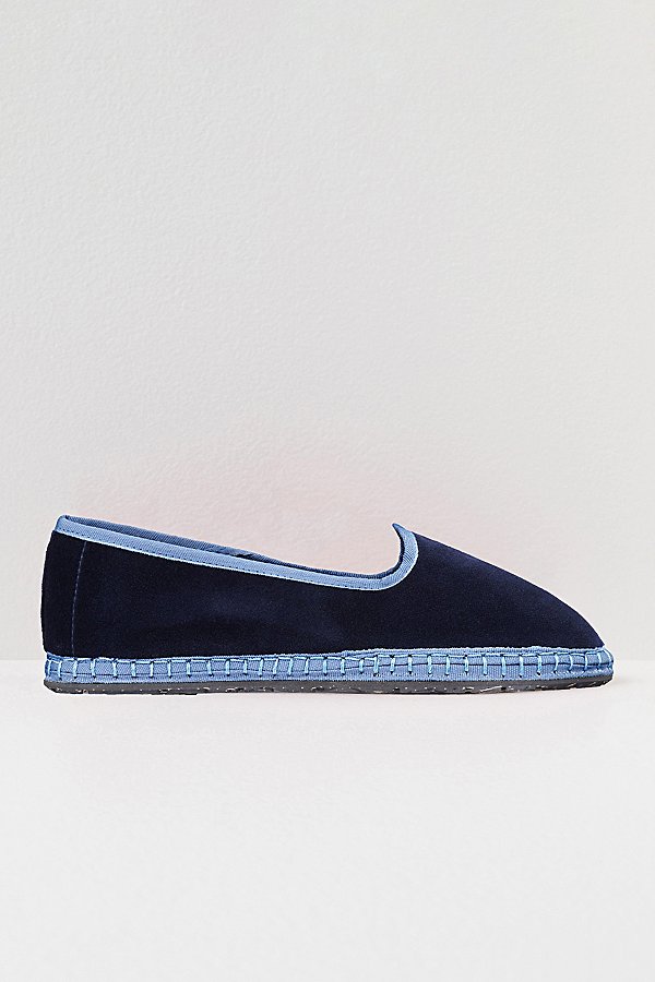 Velvet Slipper