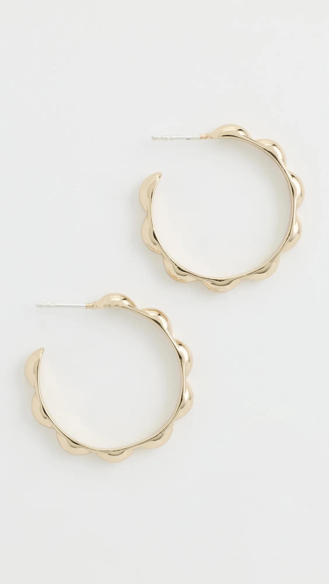 Selena Scalloped Hoops