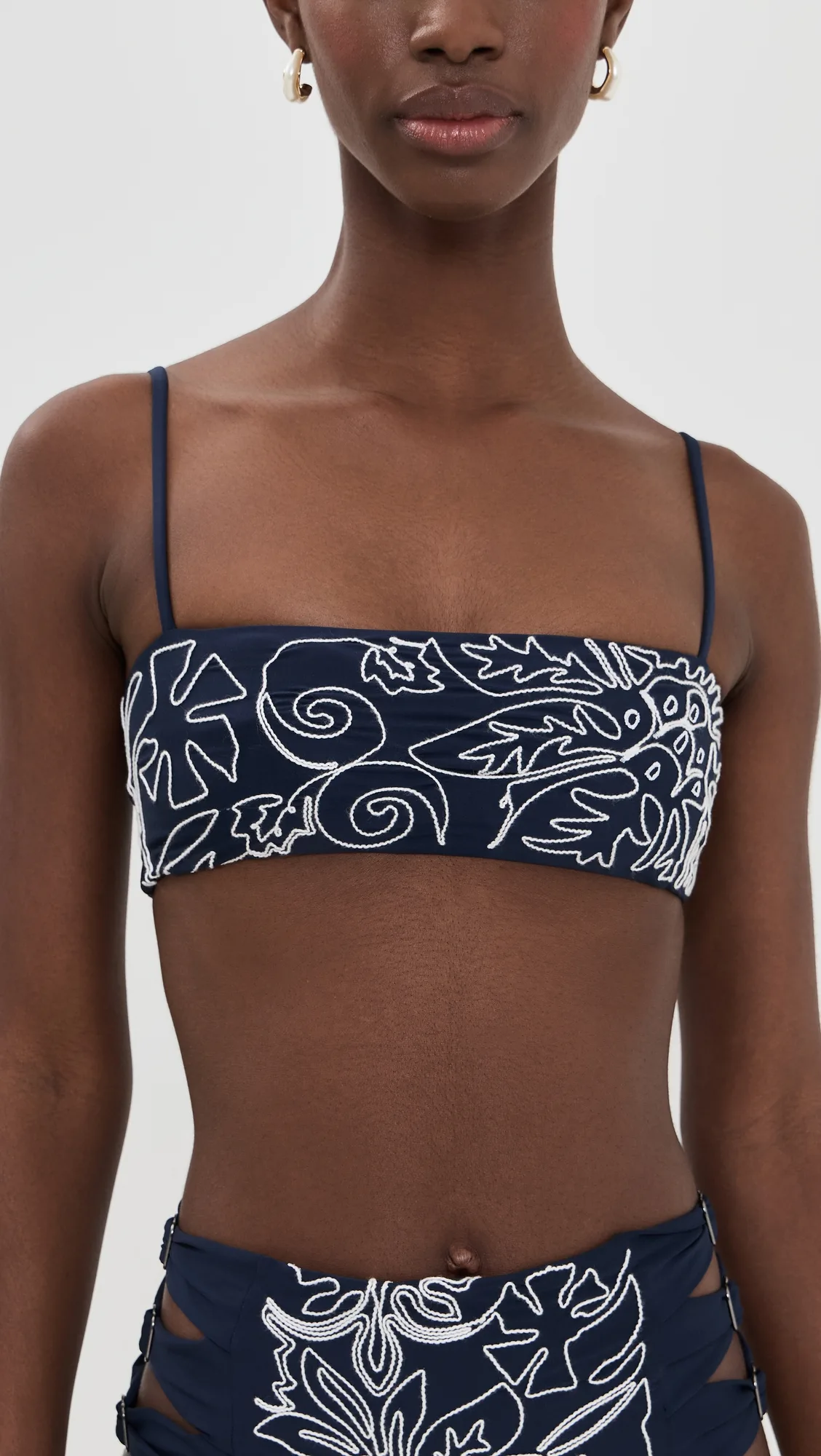 Brietta Embroidered Top Batik by Agua Bendita