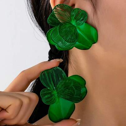 Metal Textured Flower Pendant Earrings