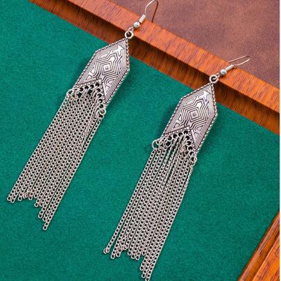Retro Geometric Pattern Chain Tassel Long Earrings