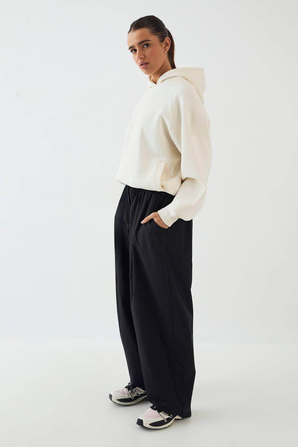 Elasticated Waist Balloon Leg Oversized Trouser