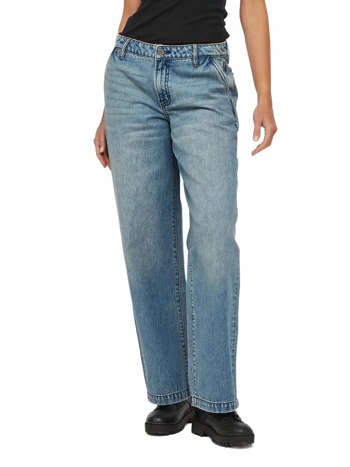 Mid Rise Baggy Wide Leg Jeans