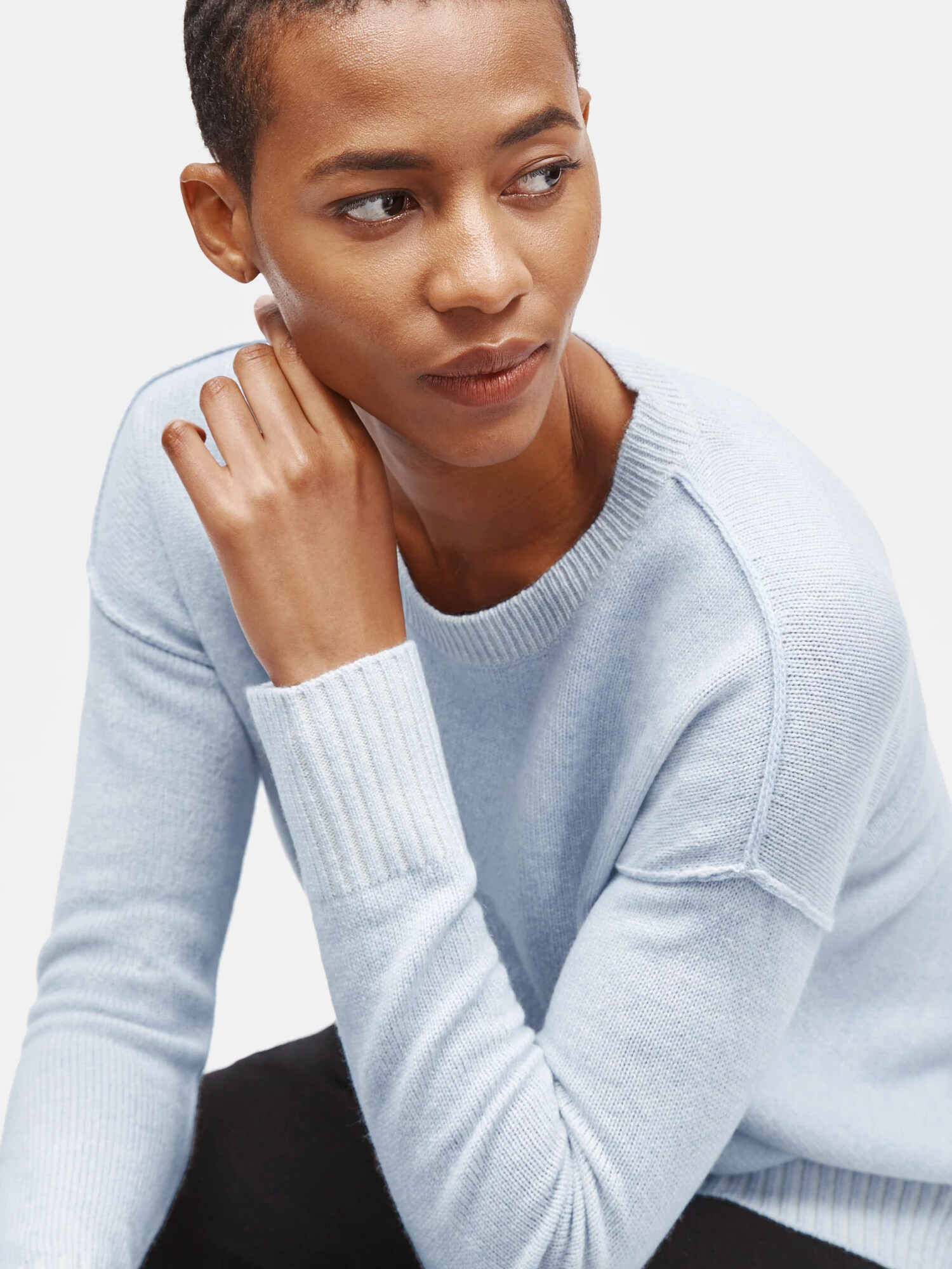 Lofty Recycled Cashmere Crew Neck Box-Top