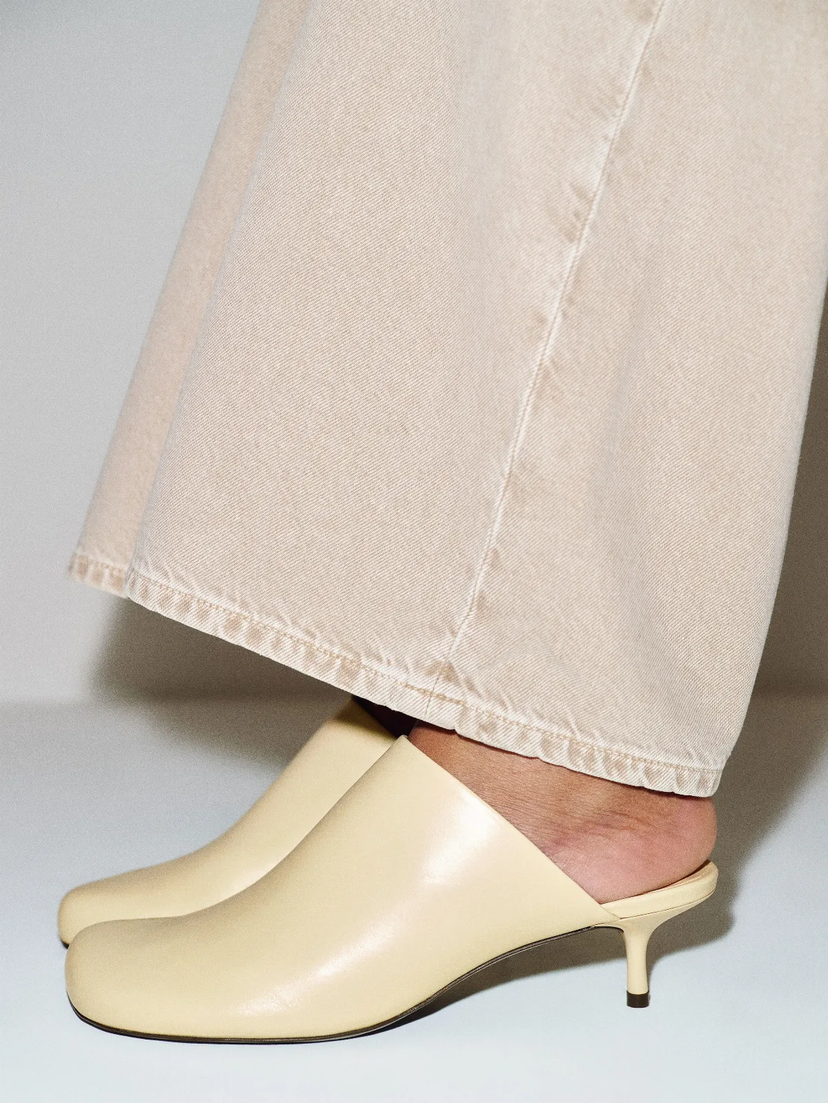 Phadra Heeled Mule