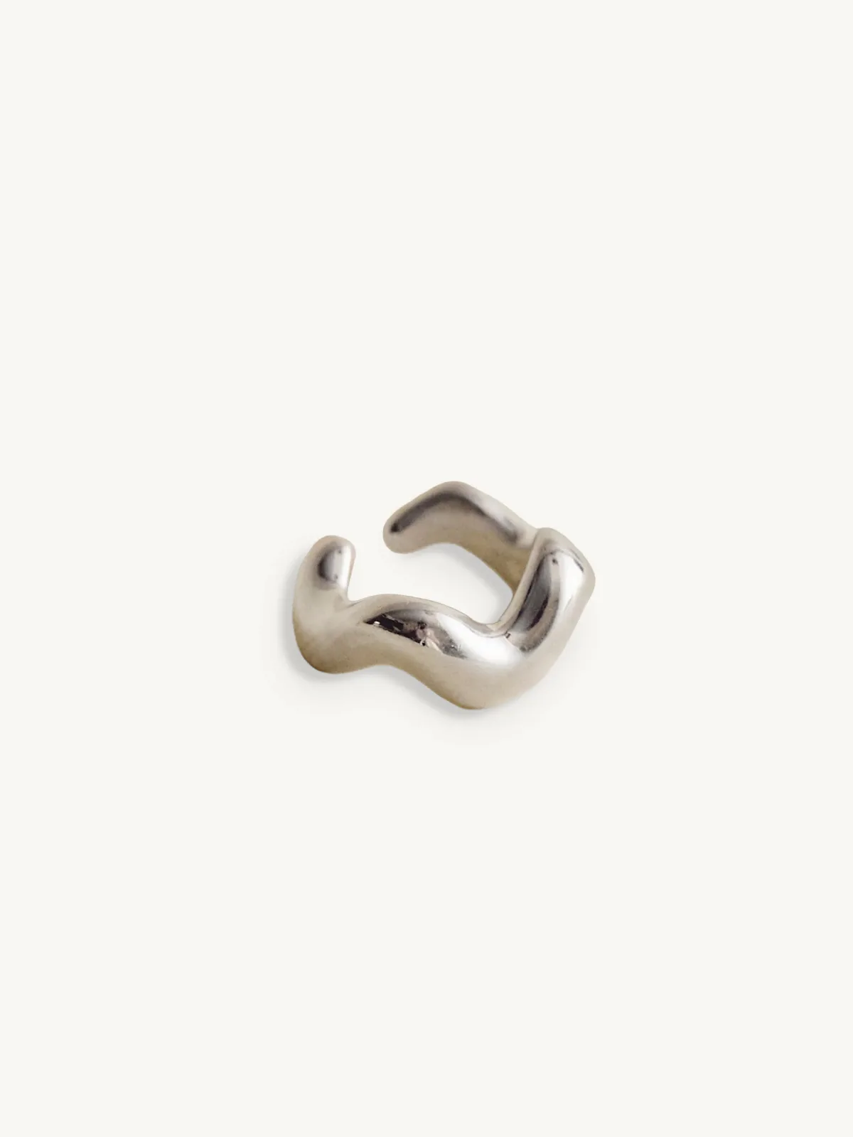 Aurea Polished Ear Cuff