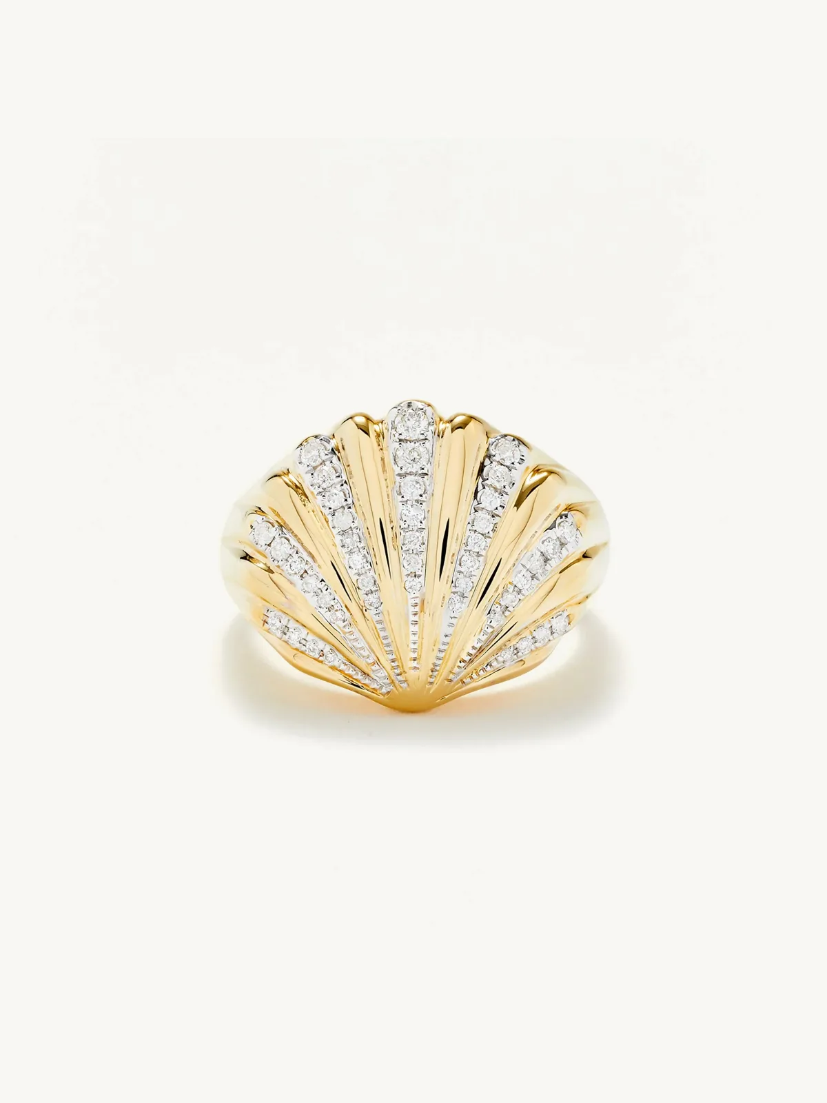 Coquillage Signet Ring 18k Yellow Gold / Diamond