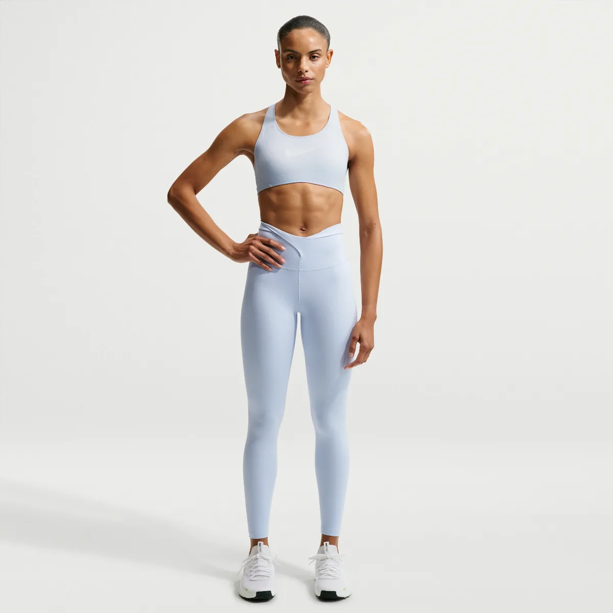 One High-Waisted 7/8 Leggings