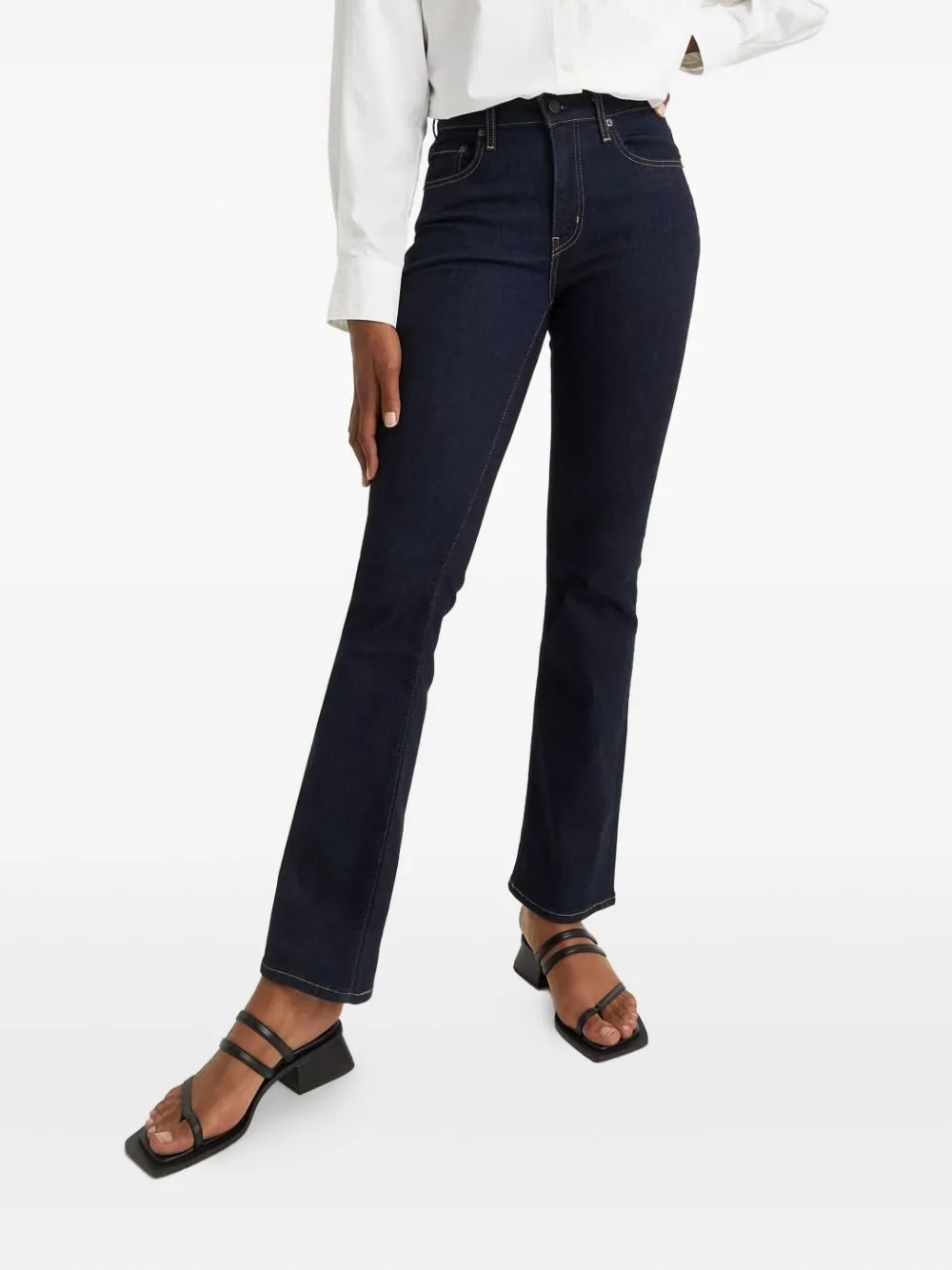 725 Bootcut Jeans by Levi's