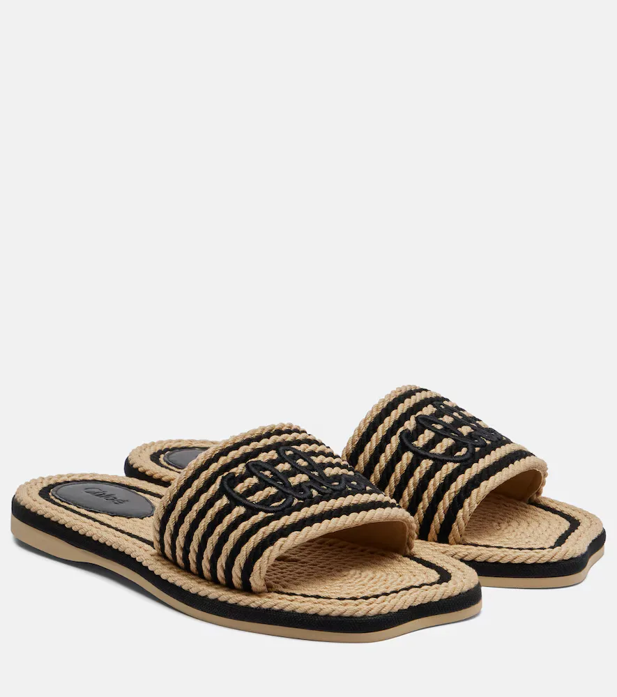 Sand Logo Slides by Chloe