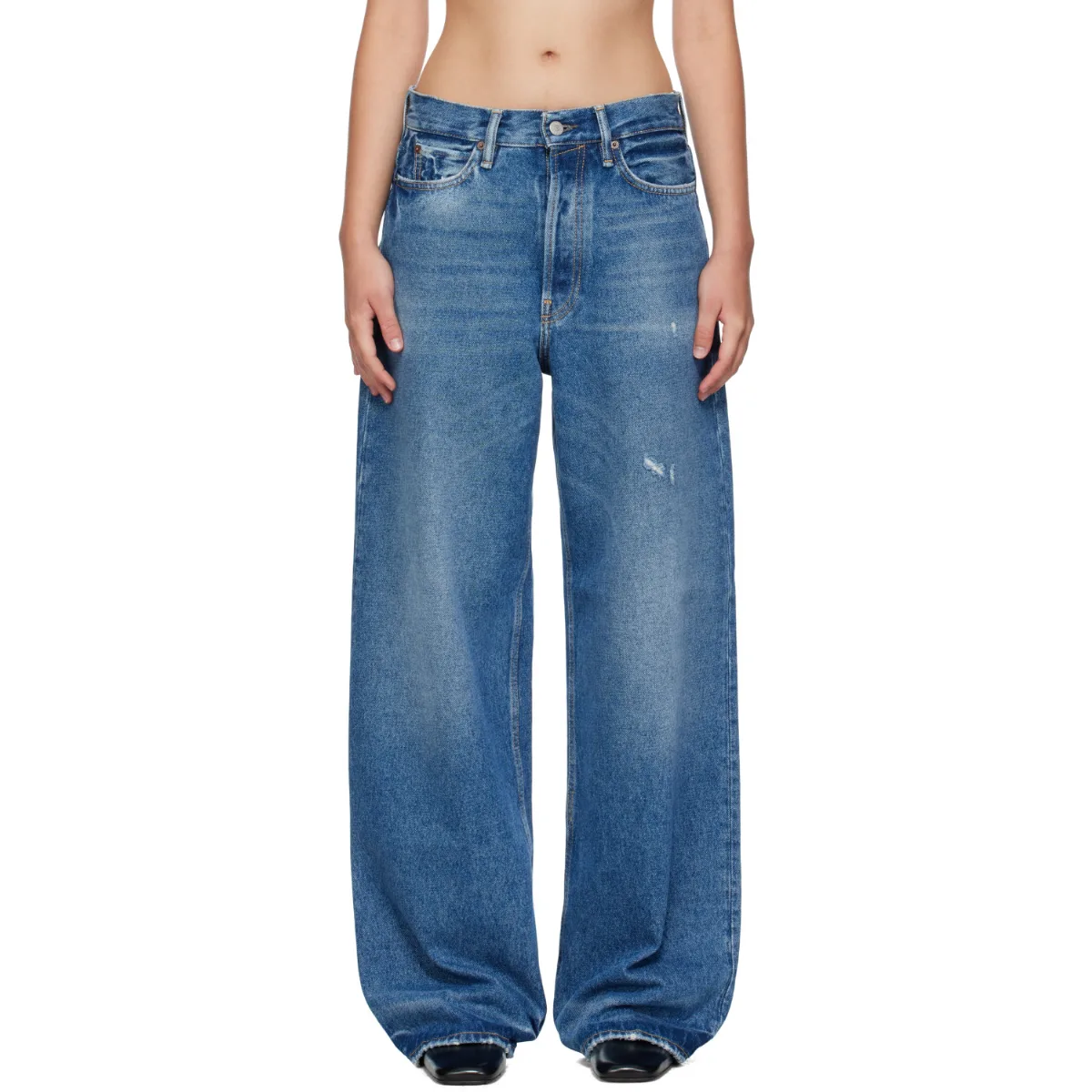 Loose-Fit 1981 Jeans