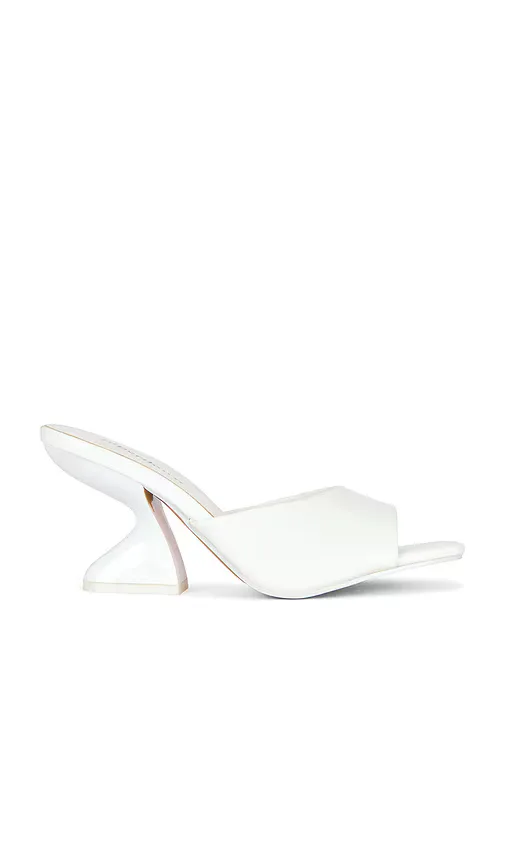 Blanc Sandal by superdown
