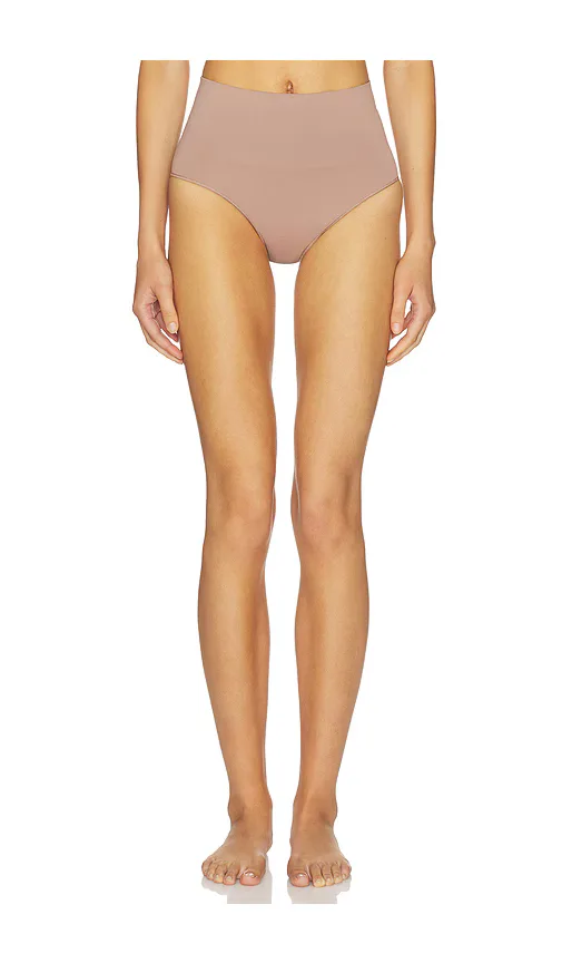 Shape Extraordinary Brief by SPANX