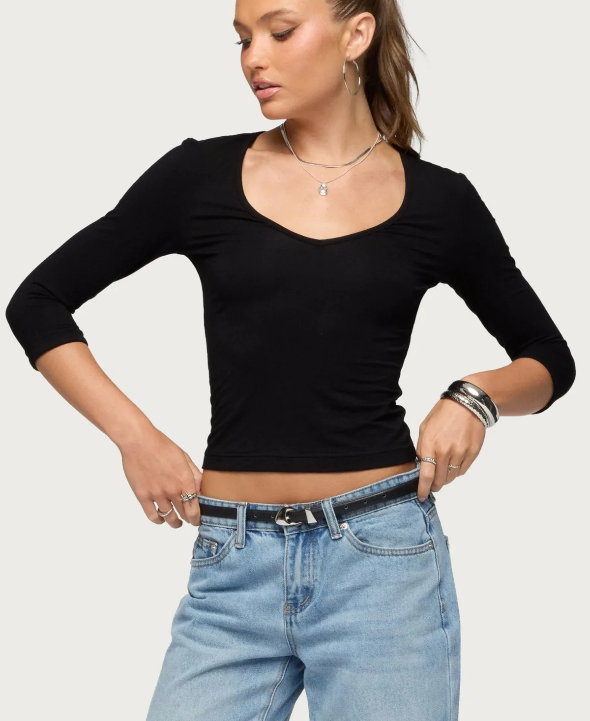 Jamila Quarter Sleeve Top by Edikted