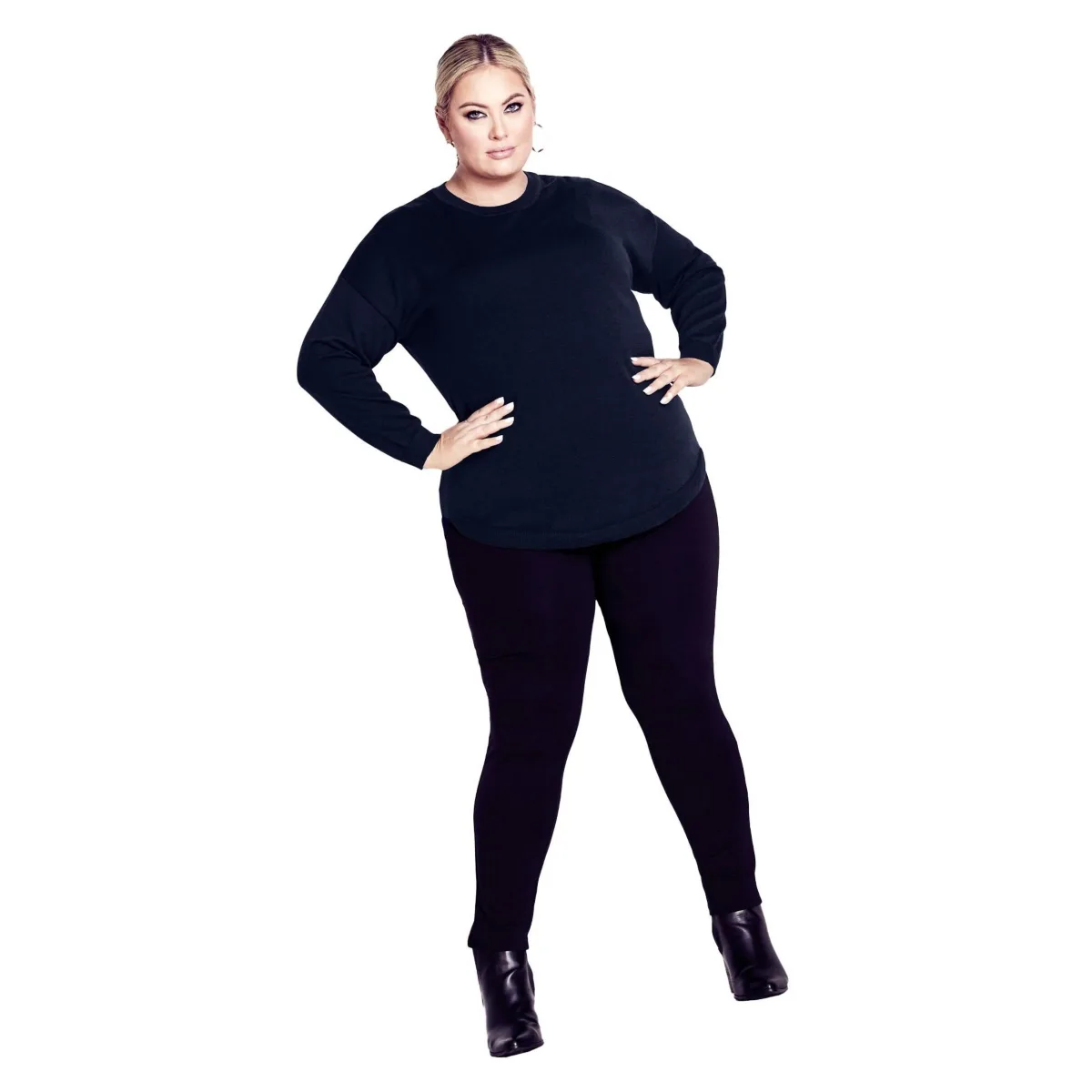 Tully Curved Hem Sweater by Avenue