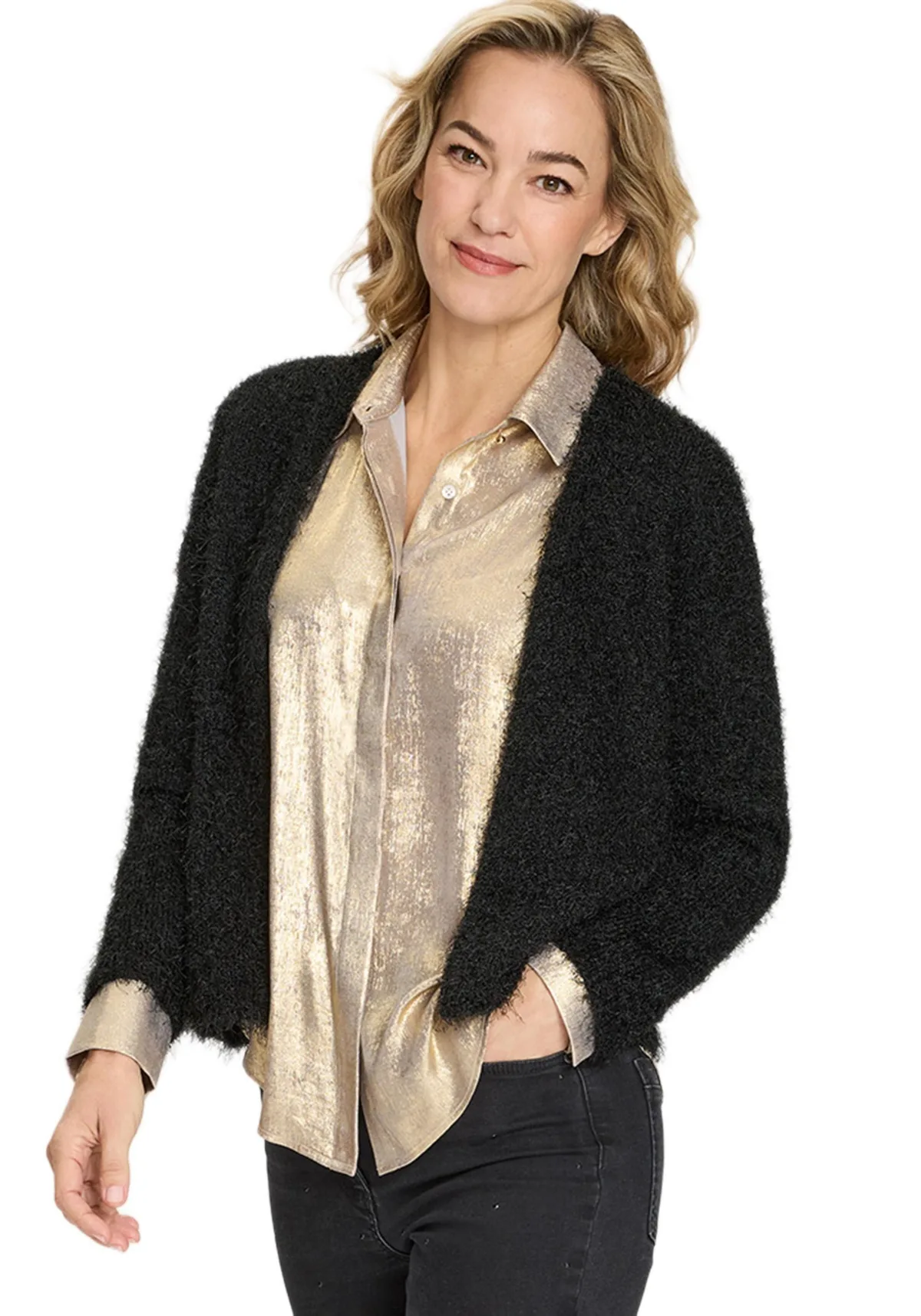 Cropped Feather Yarn Cardigan by Olsen