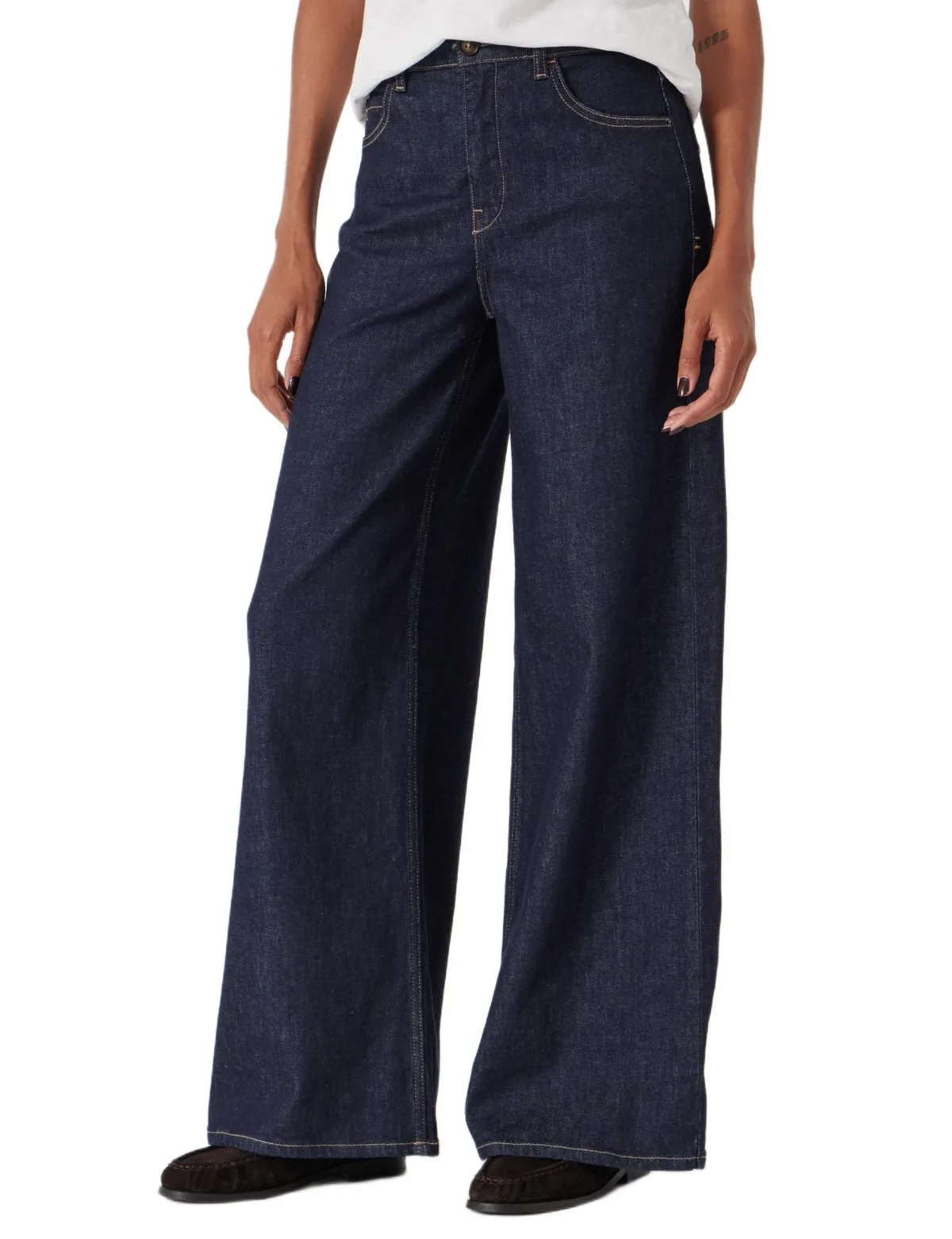 Nessa Wide Leg Jeans by Hush