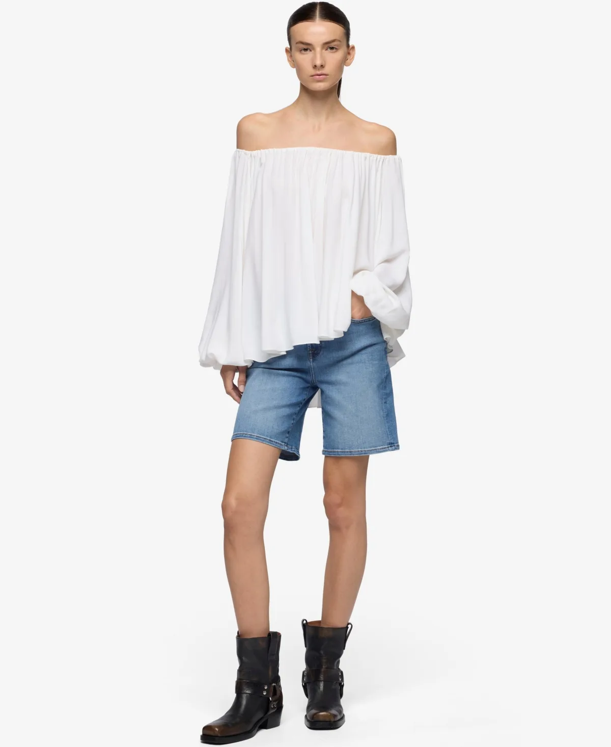 Mid-Rise A-Line Cotton Boy Shorts by 7 For All Mankind
