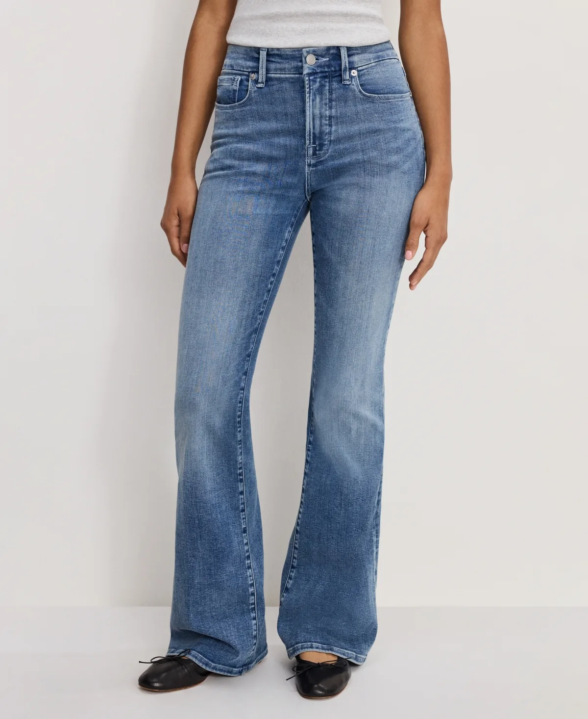 Mid-Rise Flared Jeans by Good American