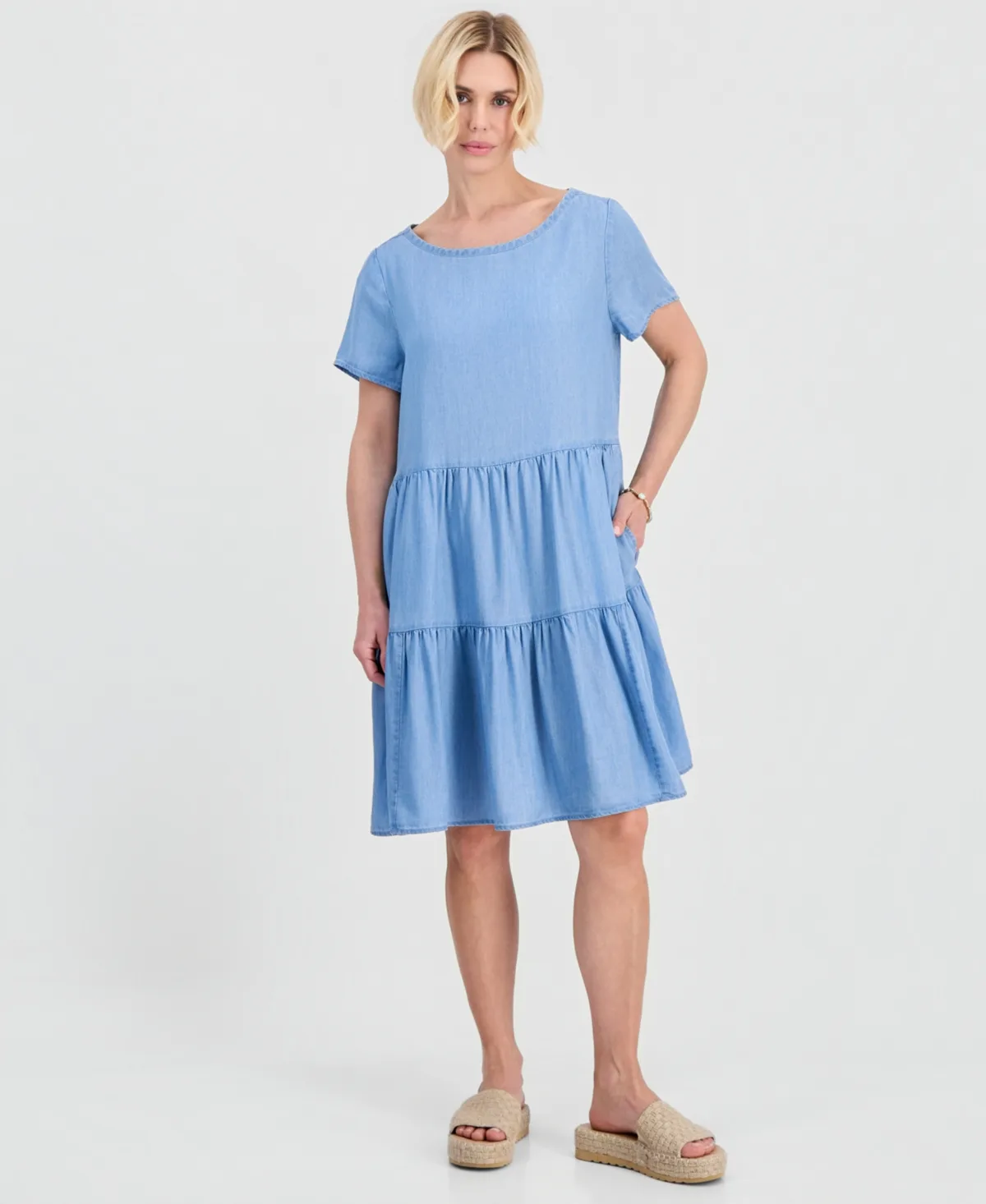 Round-Neck Tiered Short-Sleeve Dress