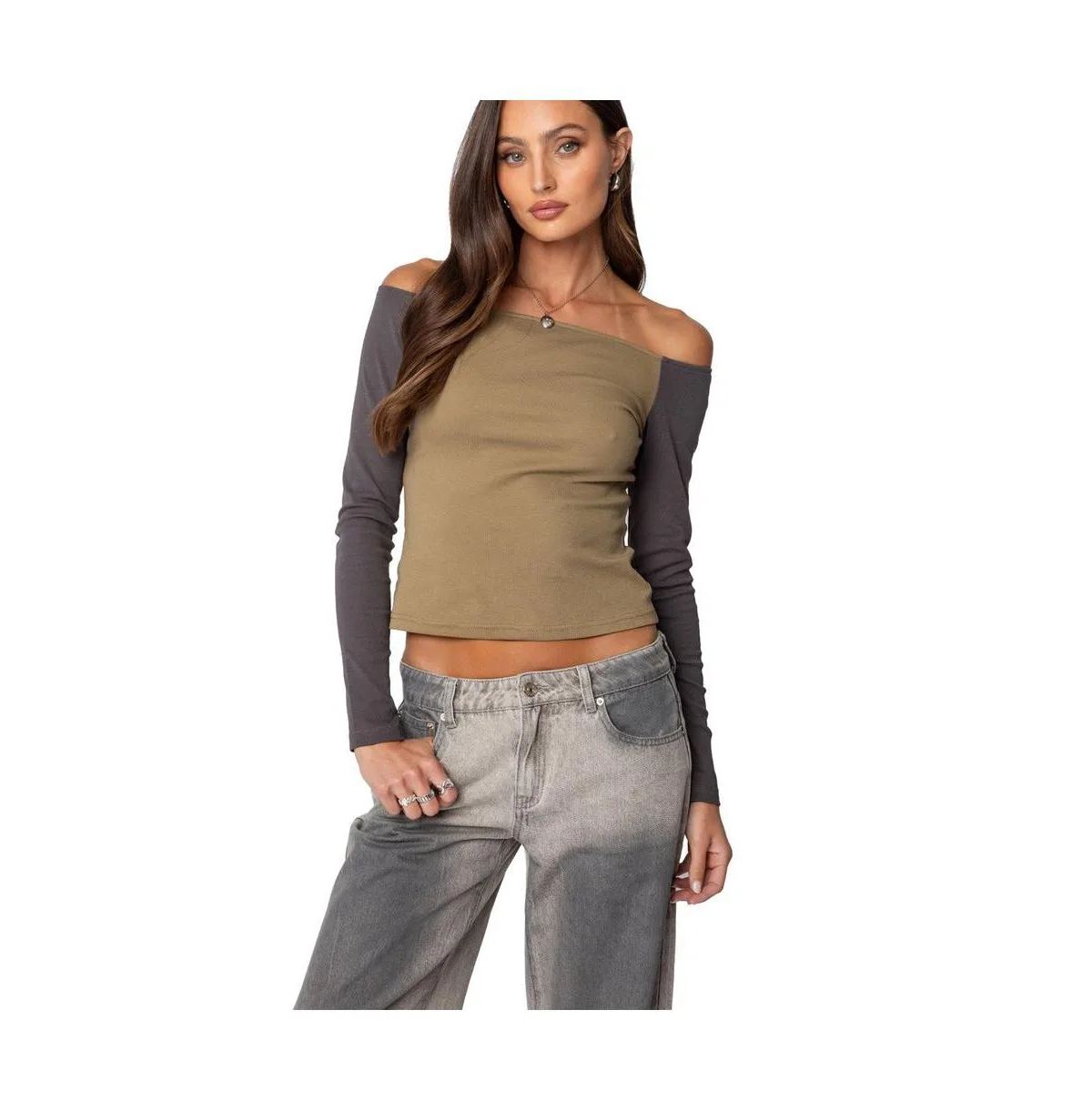 Contrast Off Shoulder Top by Edikted