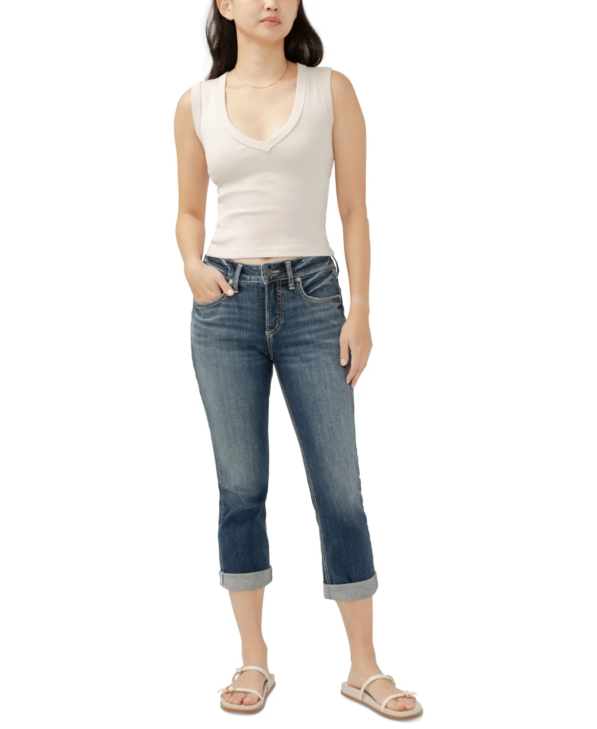 Suki Mid-Rise Curvy-Fit Capri Jeans