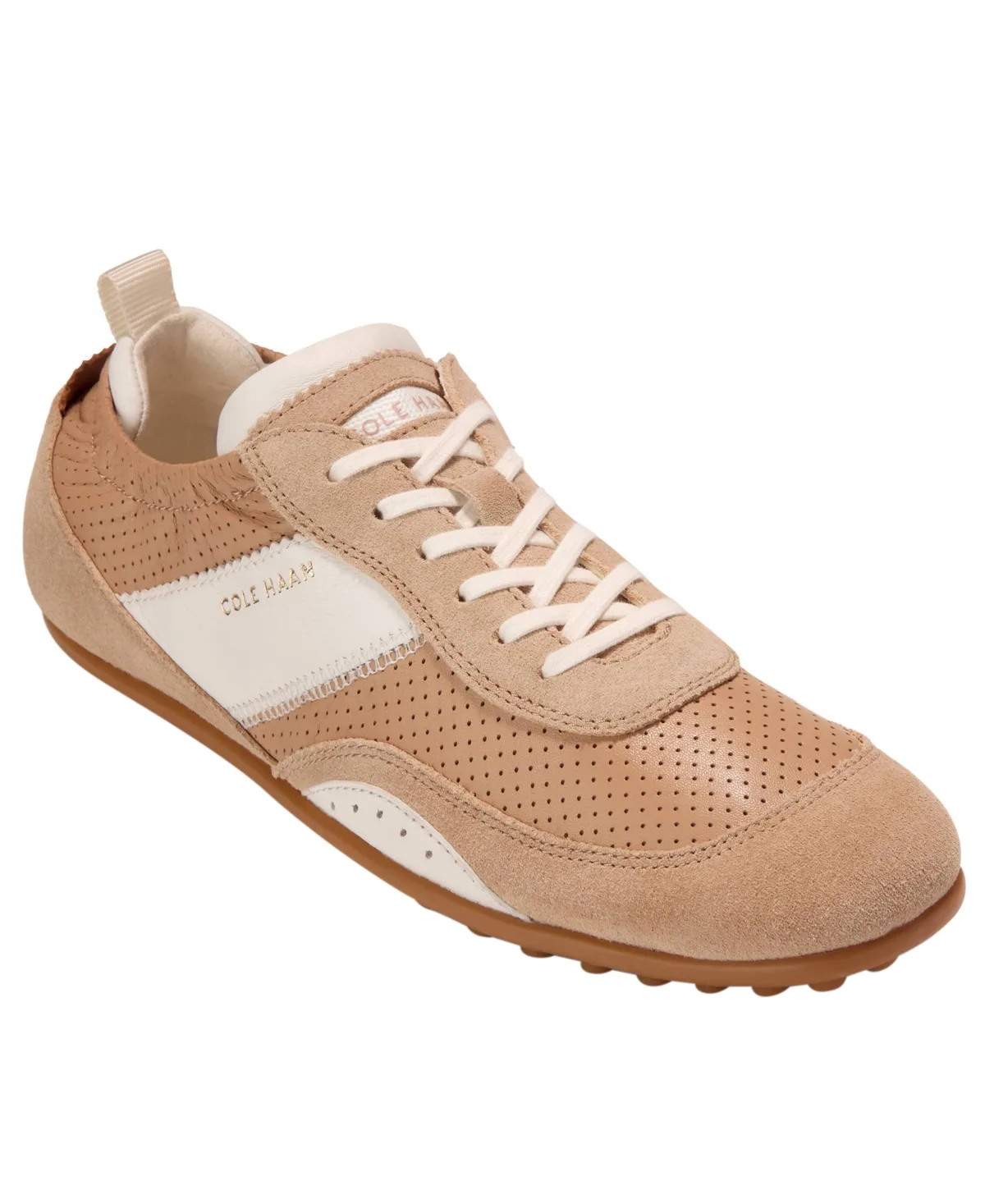 GrandPrÃ, Travina Lace-Up Sneakers