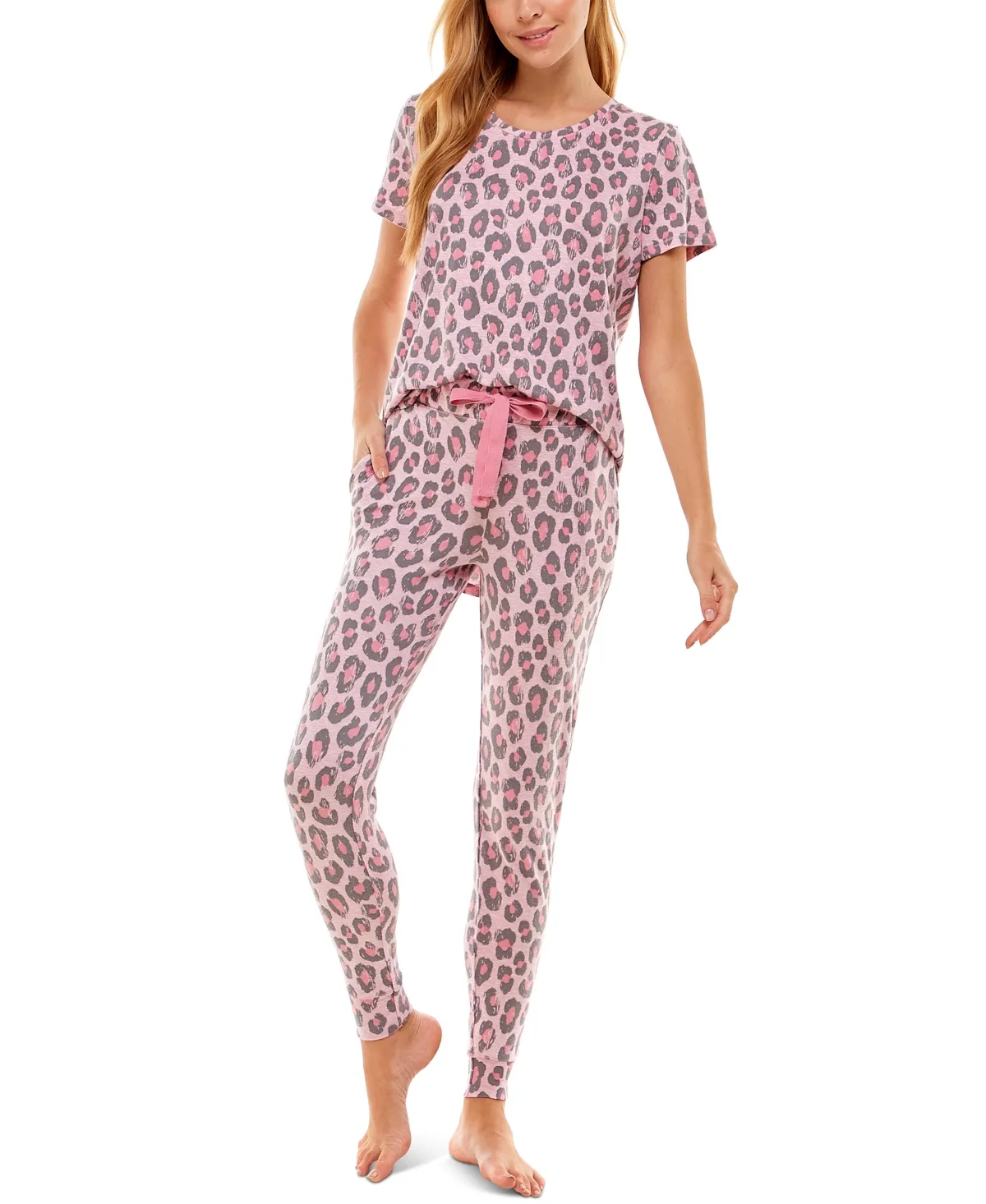 Scoop Neck T-Shirt & Jogger Pants Pajama Set