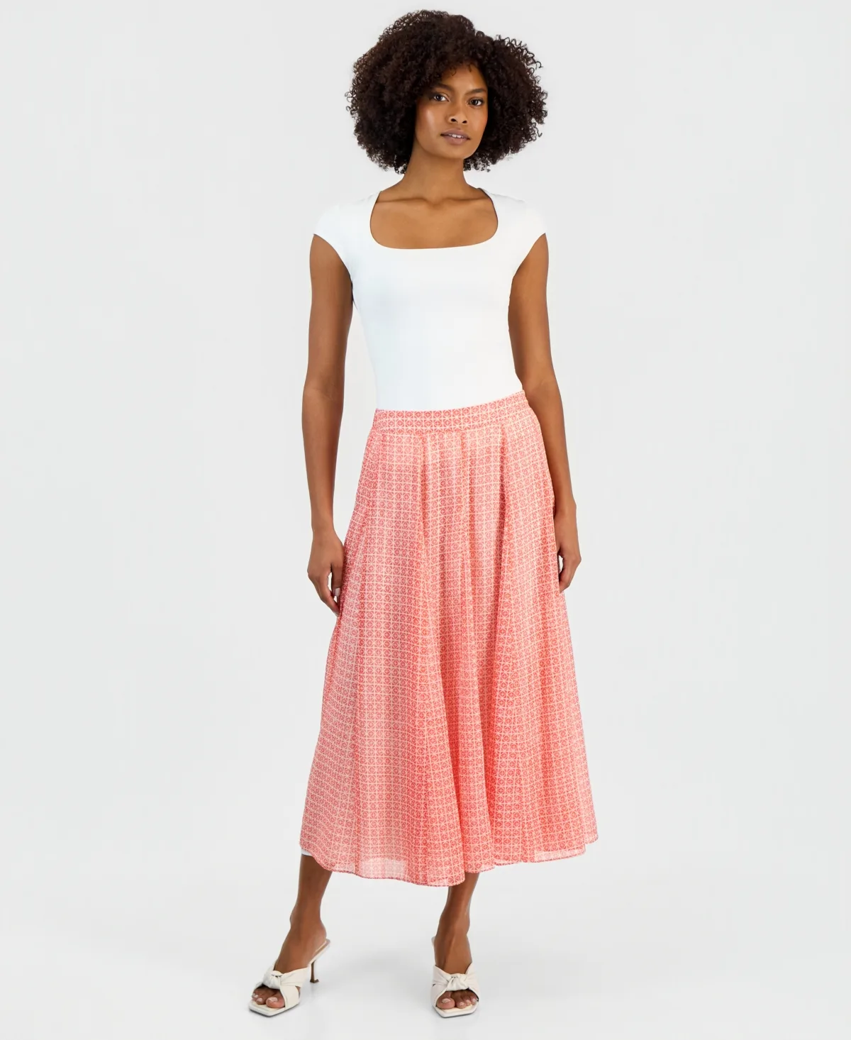 Pull-On Pleated-Waist Skirt by Vince Camuto