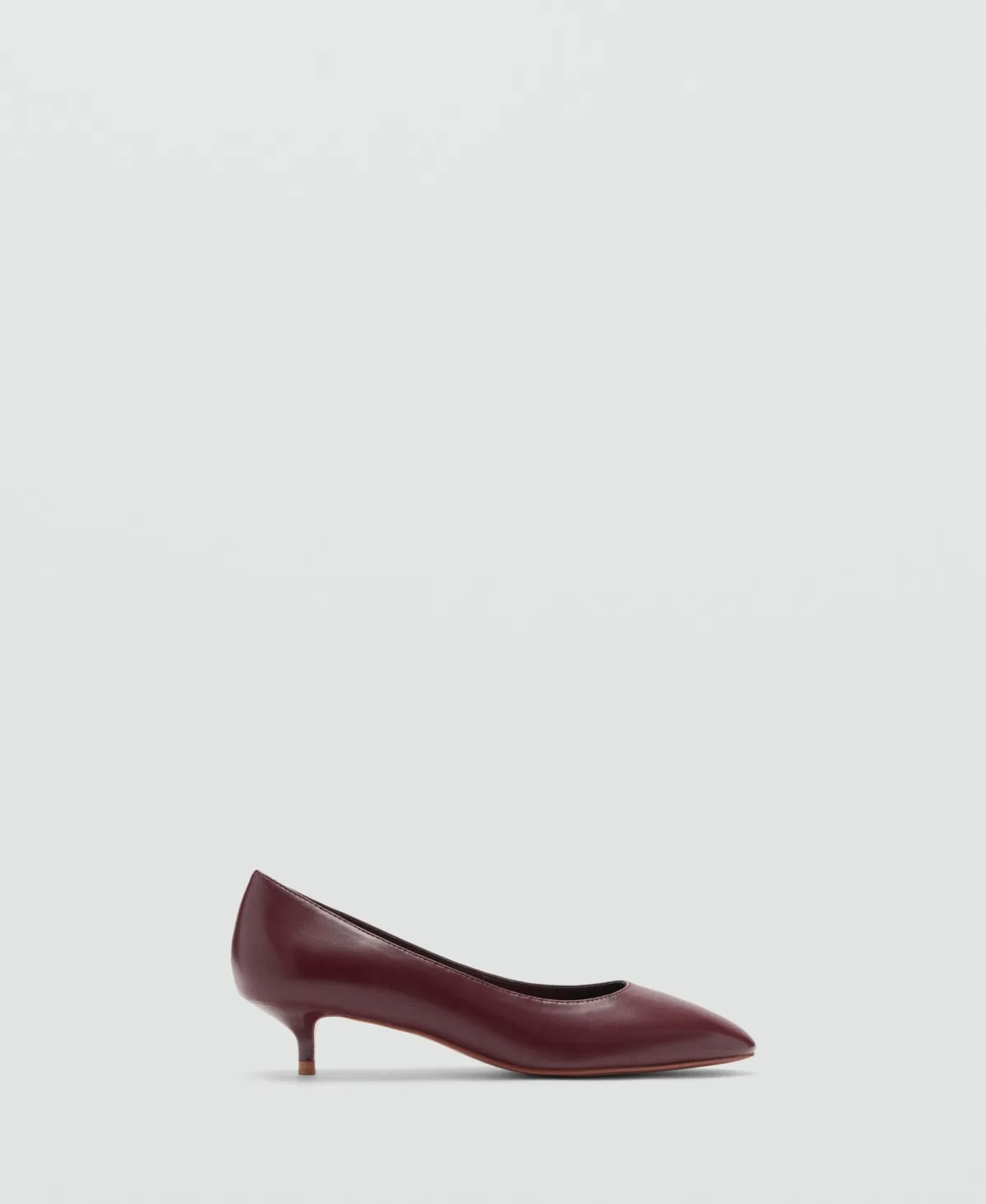 Round Toe Kitten Shoes by Mango