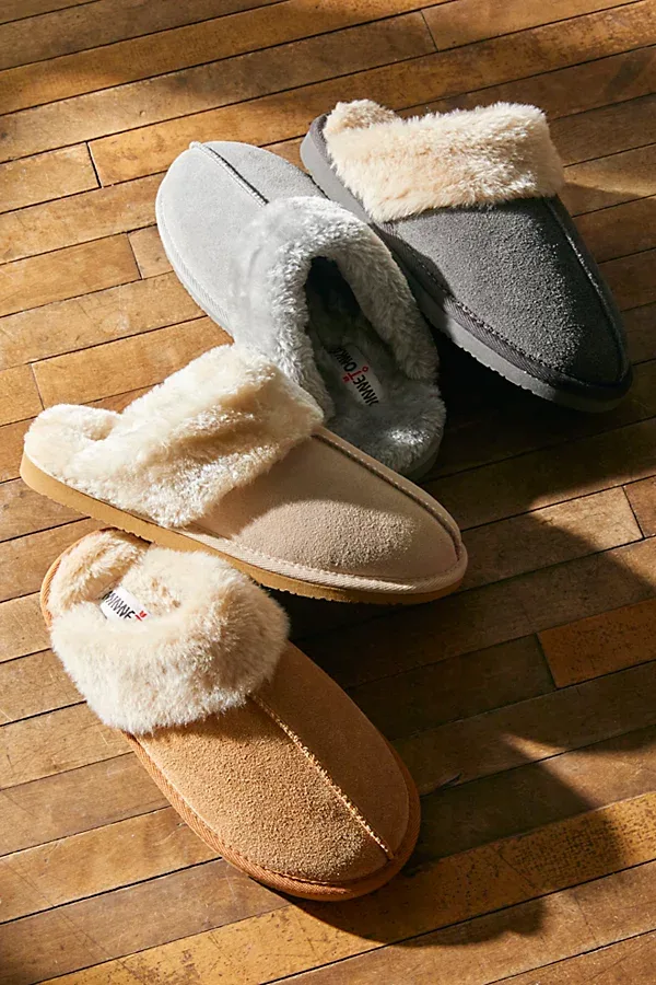 Chesney Slippers by Minnetonka