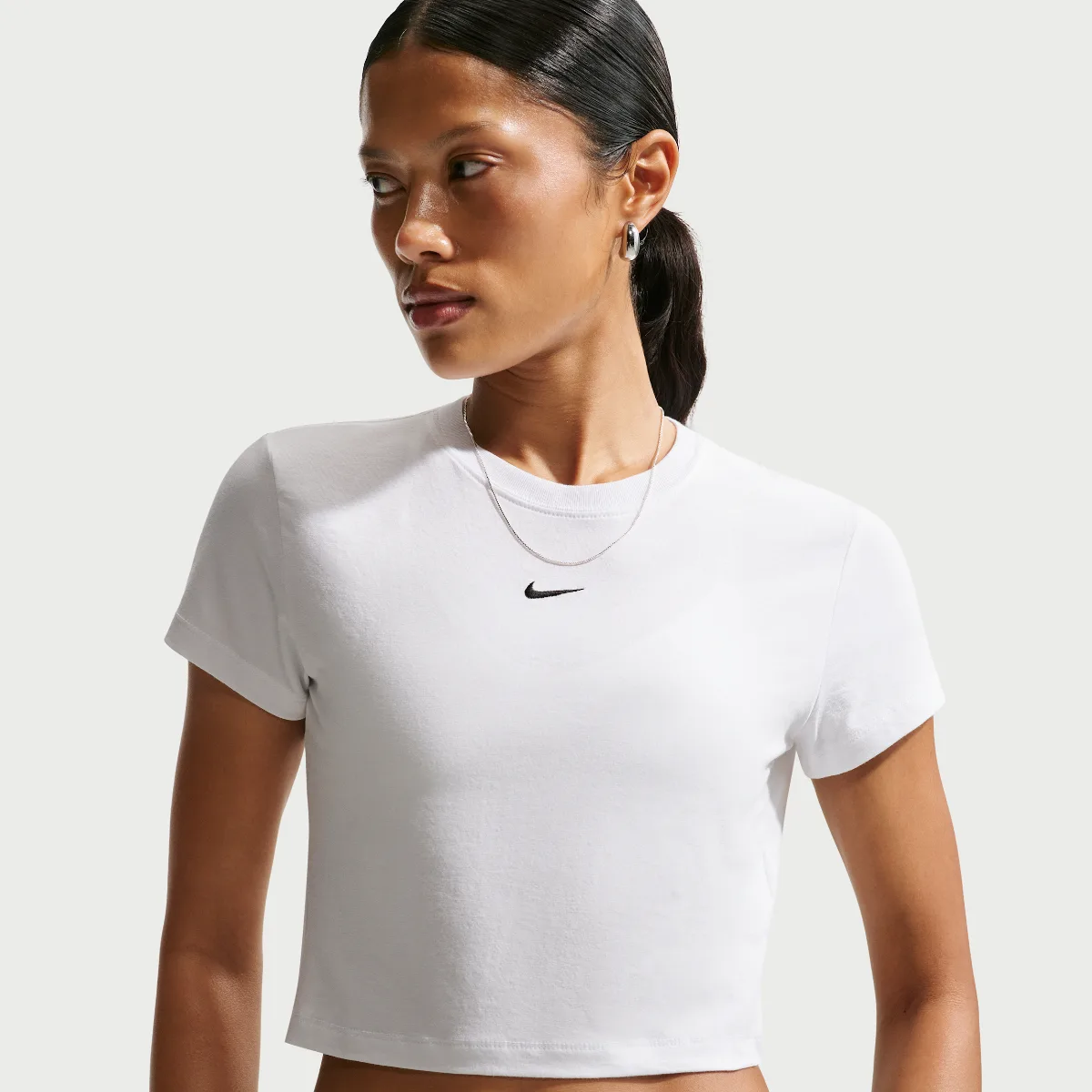 Nike Sportswear Chill Knit Cropped T-Shirt