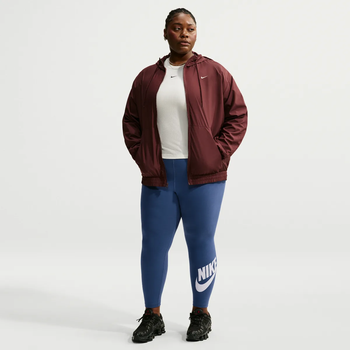 Sportswear Classics High-Waisted Graphic Leggings by Nike