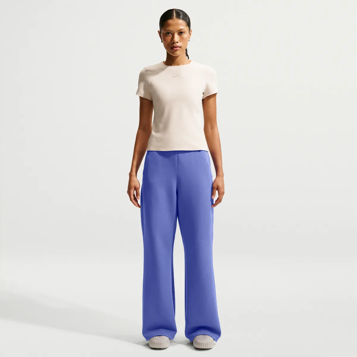 24.7 ImpossiblySoft Dri-FIT High-Waisted Loose Flared Pants