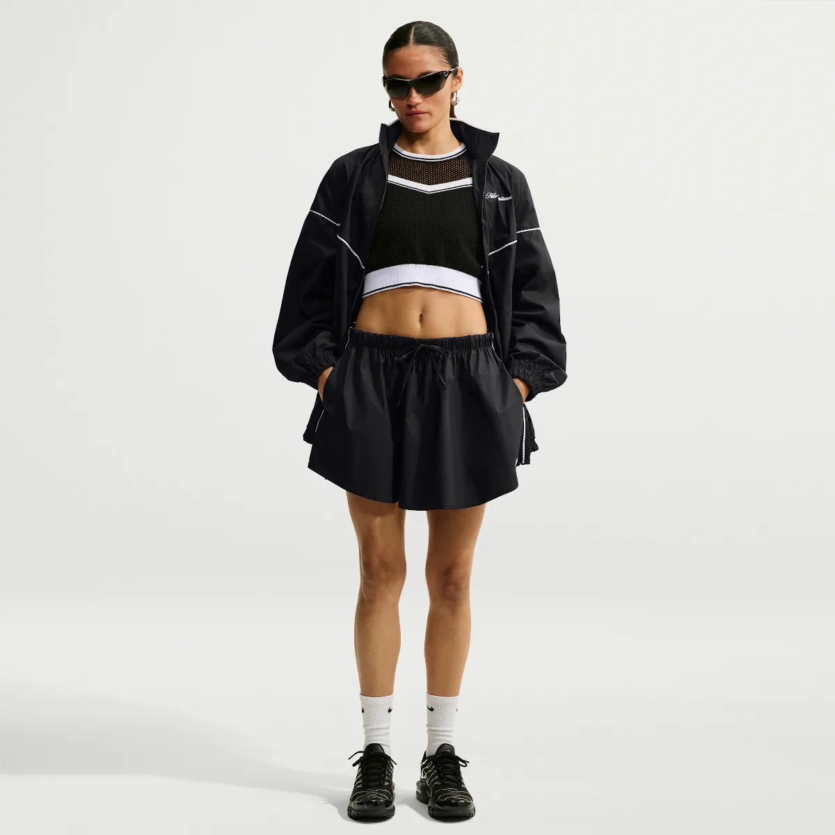 Sportswear Mid-Rise Scalloped-Trim Poplin Skirt by Nike