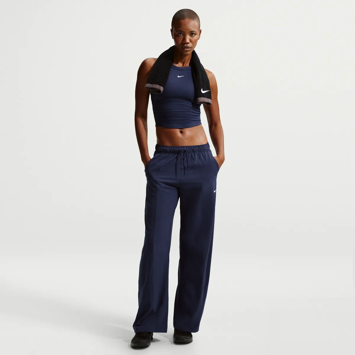 One Dri-FIT Woven Wide-Leg Pants