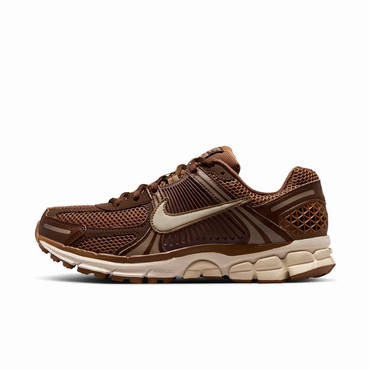 Zoom Vomero 5 Shoes with Reflective Accents