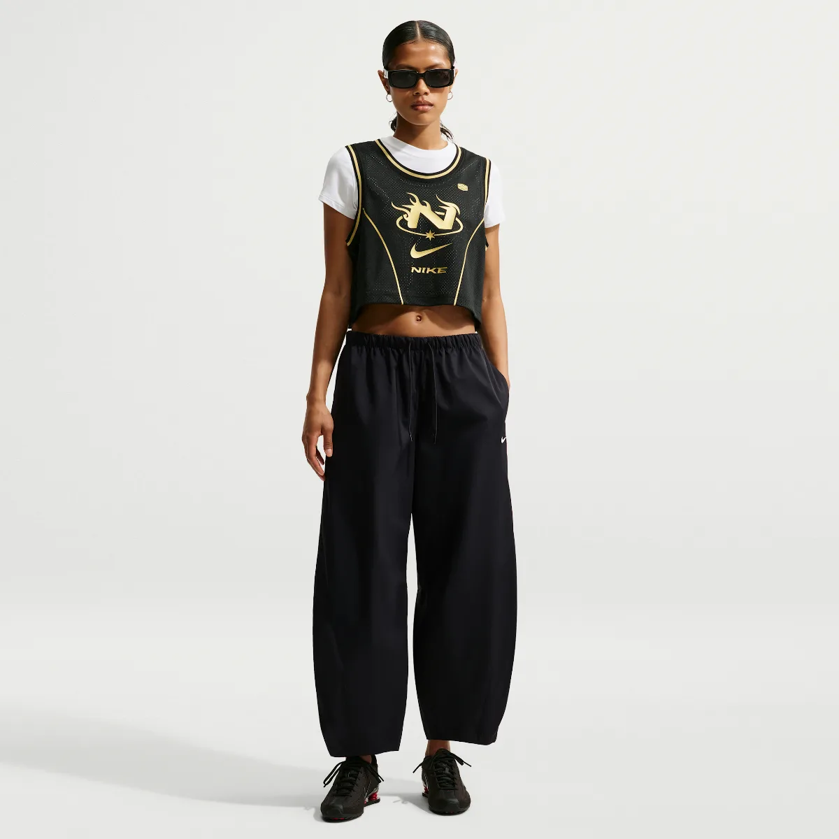 Nike Sportswear Loose Mid-Rise Barrel Pants