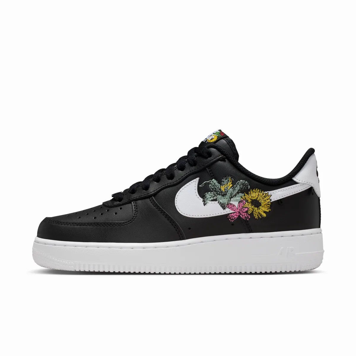 Air Force 1 '07 Premium "Flowers" Shoes by Nike