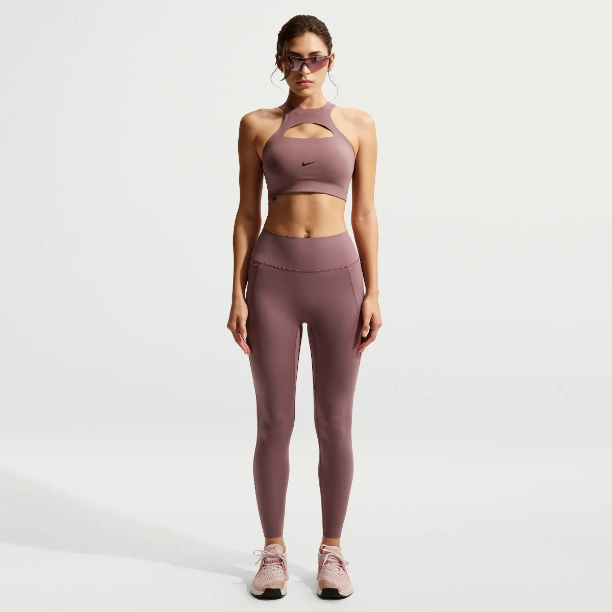 Universa High-Waisted 7/8 Leggings with No Front Seam by Nike