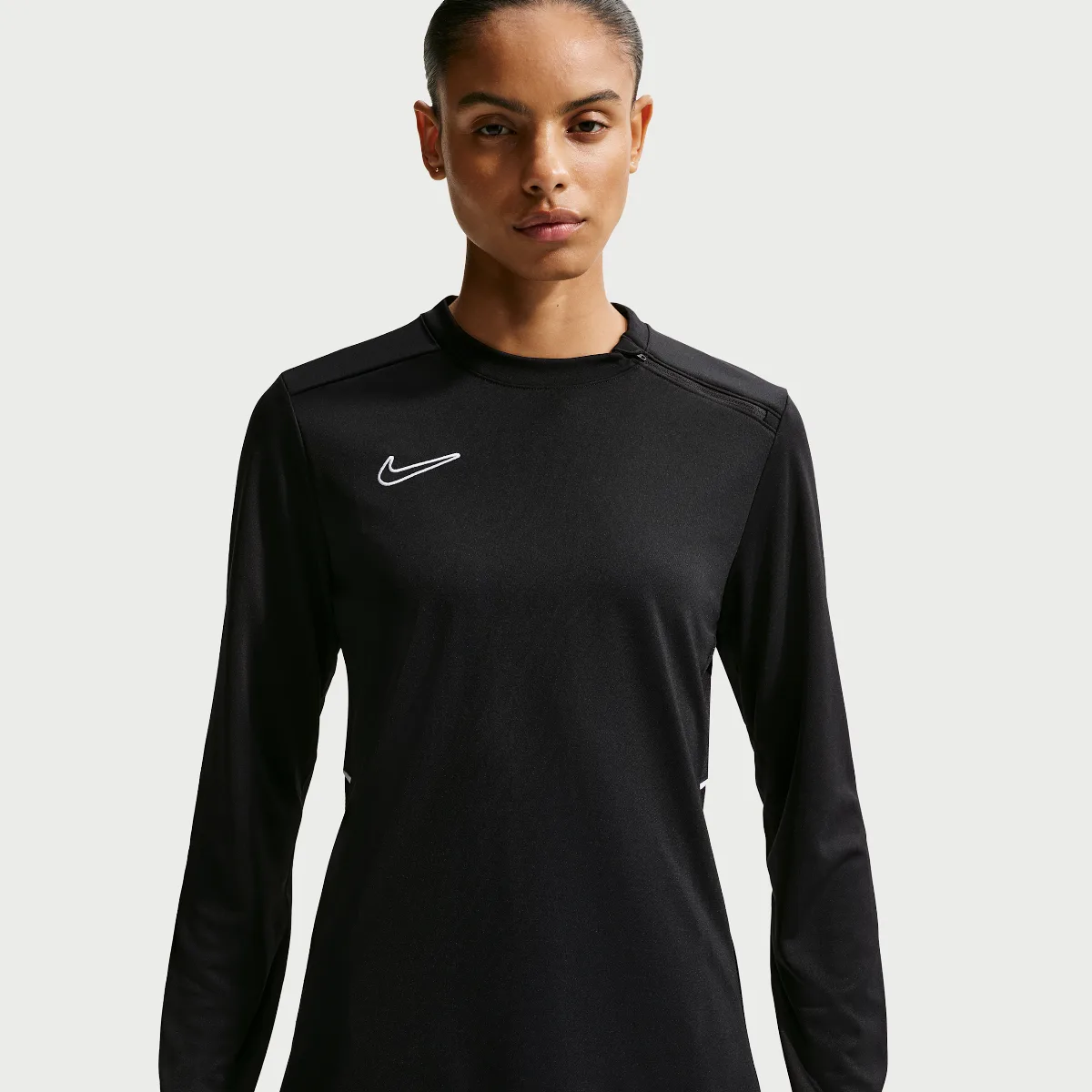 Academy Dri-FIT Crew-Neck Long-Sleeve Soccer Top