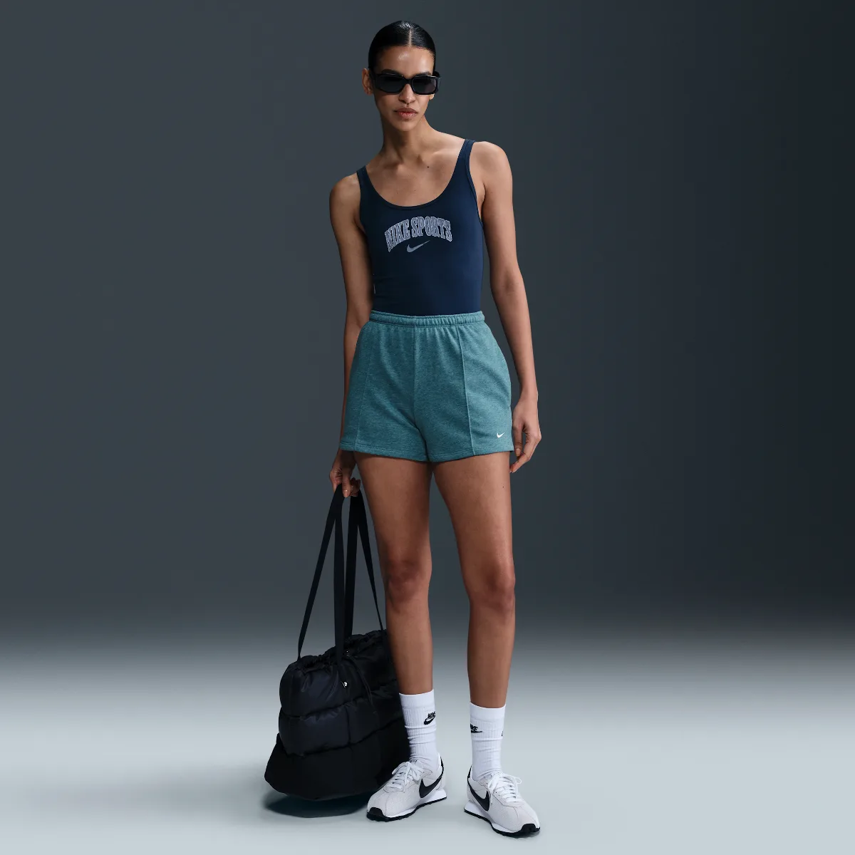 Nike Sportswear Chill Terry Mid-Rise 4" French Terry Shorts