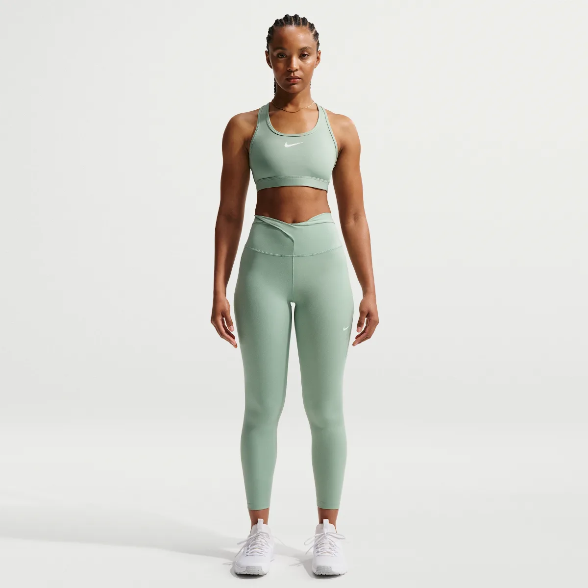 One High-Waisted 7/8 Leggings